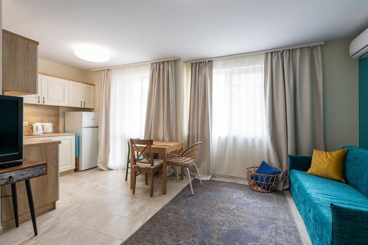 Turquoise Leilighet Pomorie Eksteriør bilde